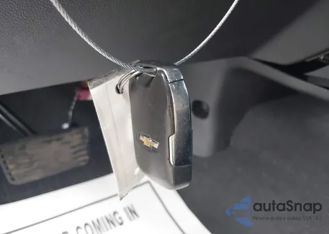 2020 Chevrolet Silverado 1500 z USA, uszkodzony, nr VIN 1GCPYEEK0LZ176531